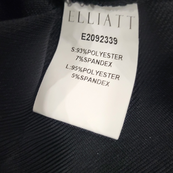 Elliatt Women's Theatrical Fitted Black Maxi Gown Elegant Black Ruffle Dress XS - Picture 13 of 15